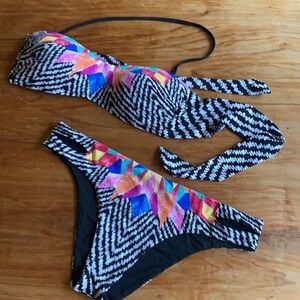 Sz M Bar III Feathered Daze Bandeau Top & Cheeky Bottoms Bikini